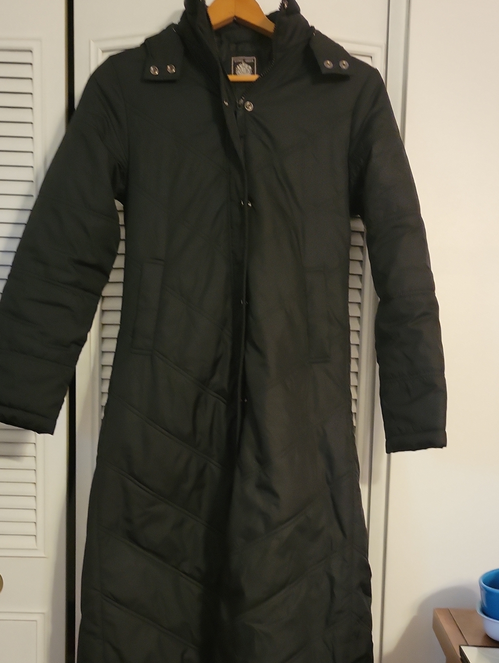 Hardy Amies Black Long Quilted Puffer Coat